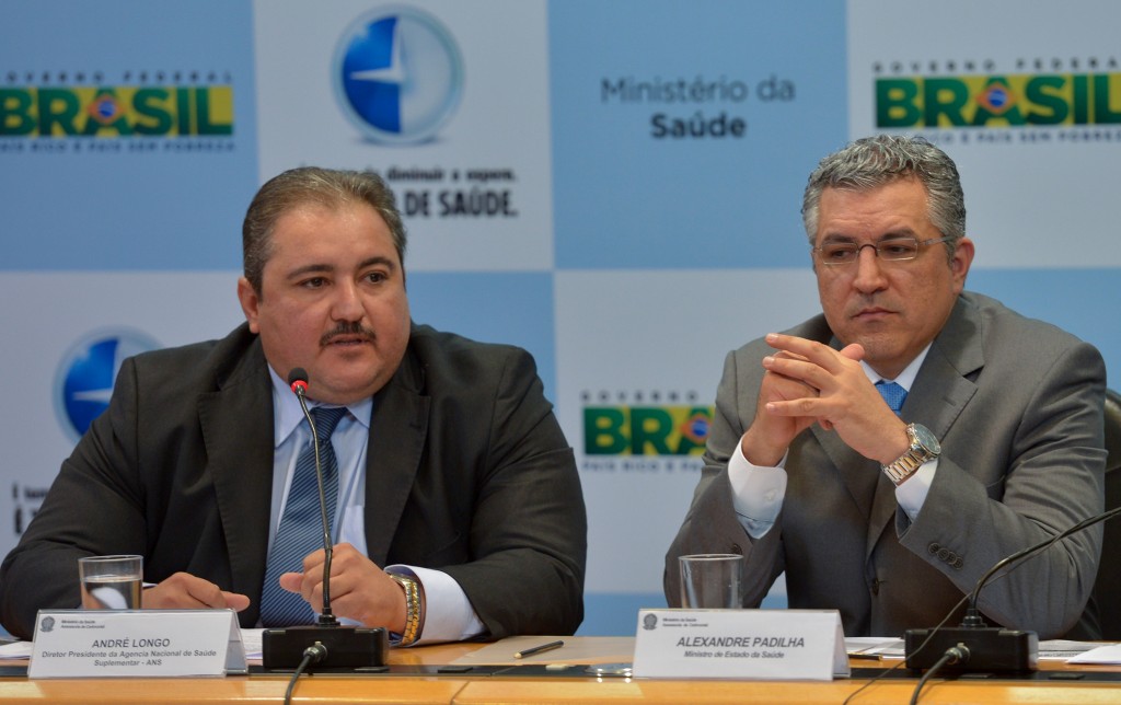 Câncer: Planos terão de oferecer remédios orais para tratamento em casa a partir de 2014