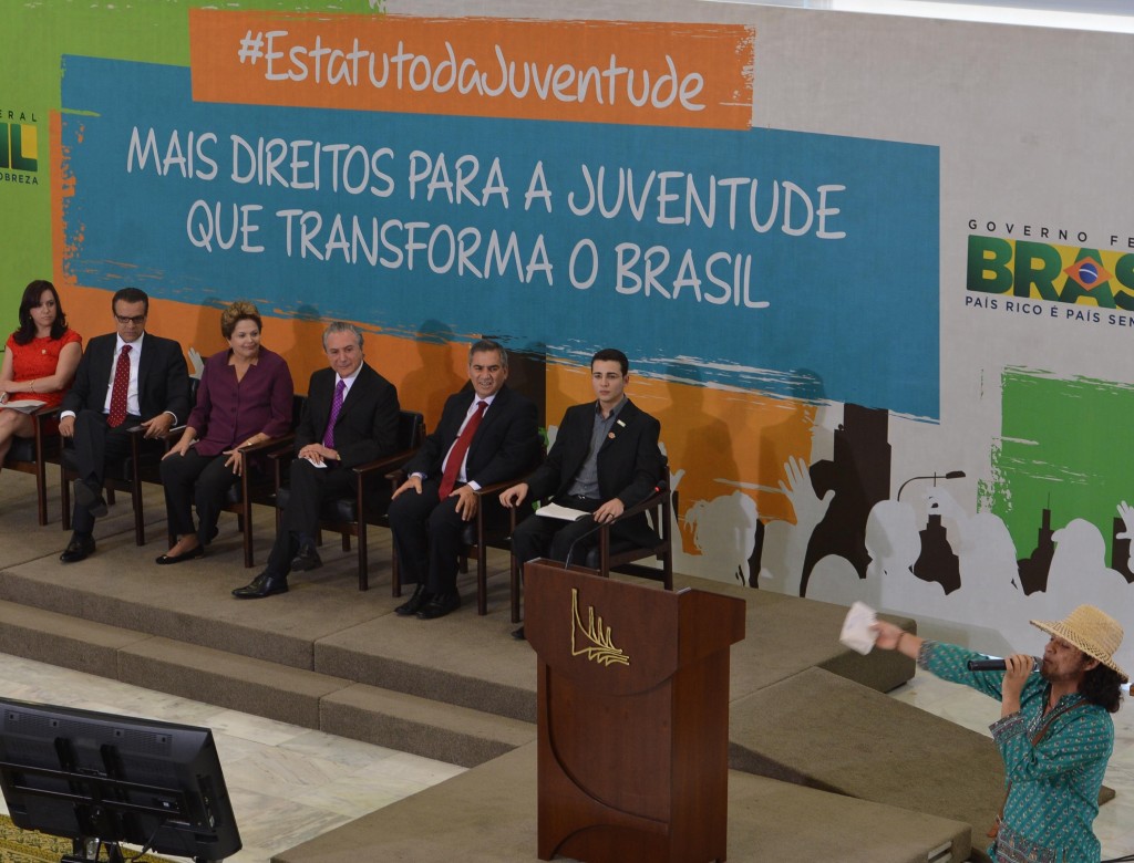 Estatuto da Juventude passa a vigorar no país