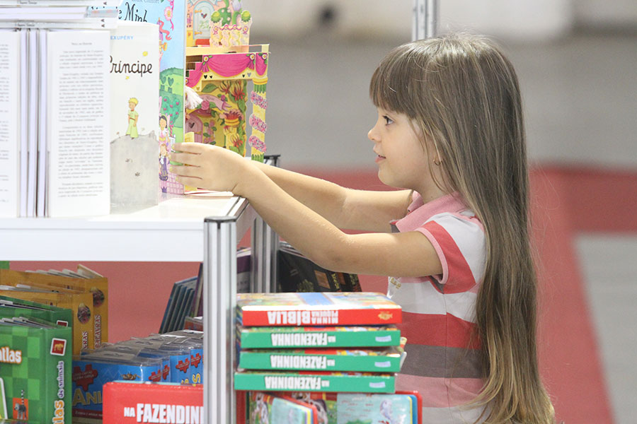 Feira do Livro de Joinville (SC) chegando ao final, confira a programação até domingo (19/4)