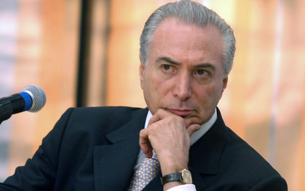 Temer diz, em nota, repudiar “conspirações” e “intrigas”