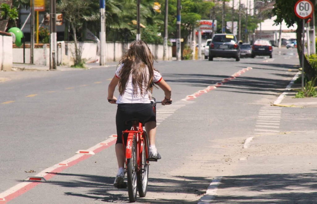 Joinville começa a debater planos cicloviário e de caminhabilidade