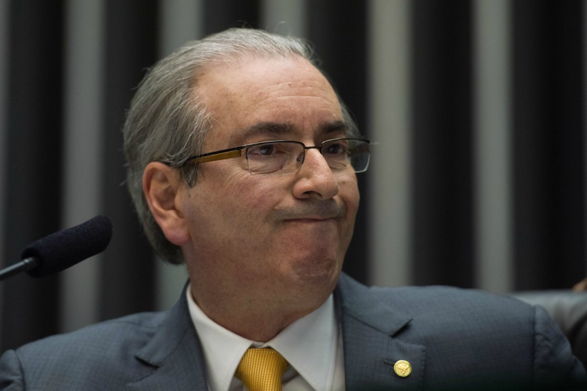 Cassação de Cunha a caminho: PSOL e Rede entram com pedido no Conselho de Ética