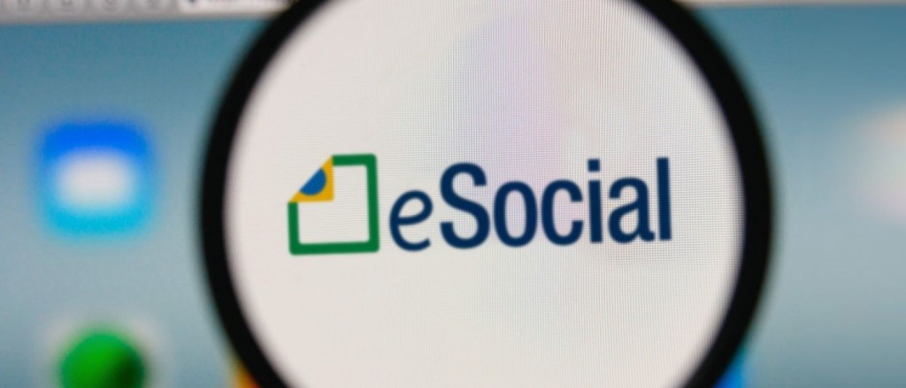 Guia do e-Social com tributos sobre o 13o. salário estará disponível em dezembro