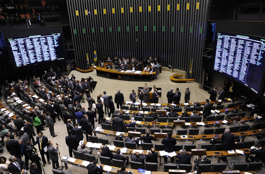 Impeachment – Câmara dos Deputados começa a discutir o processo