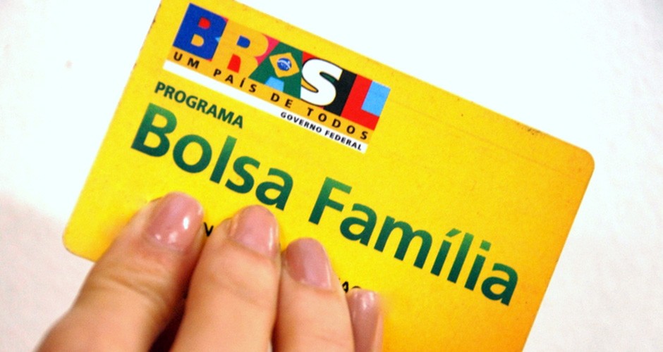 Bolsa Família – Benefício médio vai a R$ 176 com reajuste anunciado por Dilma