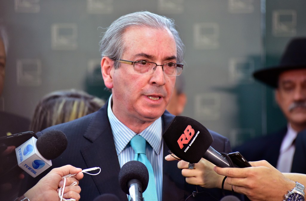 Parecer sobre Eduardo Cunha (PMDB) será entregue hoje ao Conselho de Ética da Câmara
