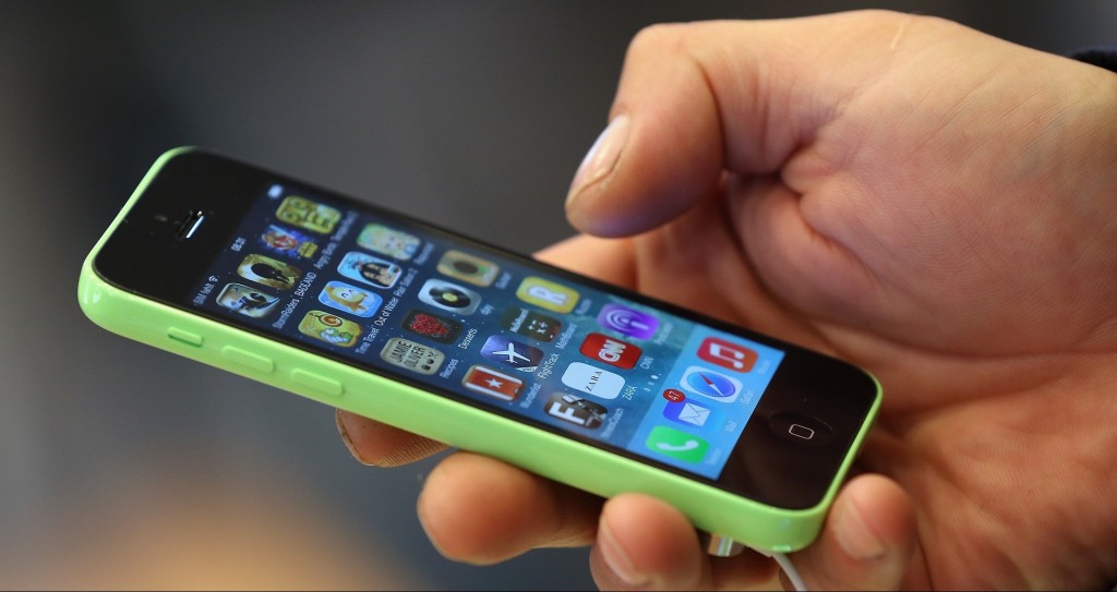 Nono dígito para celulares passa a valer na próxima segunda-feira em Santa Catarina