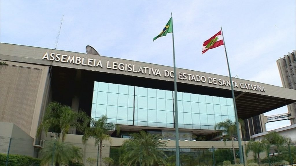Alesc vota projetos para combate ao Cornonavírus
