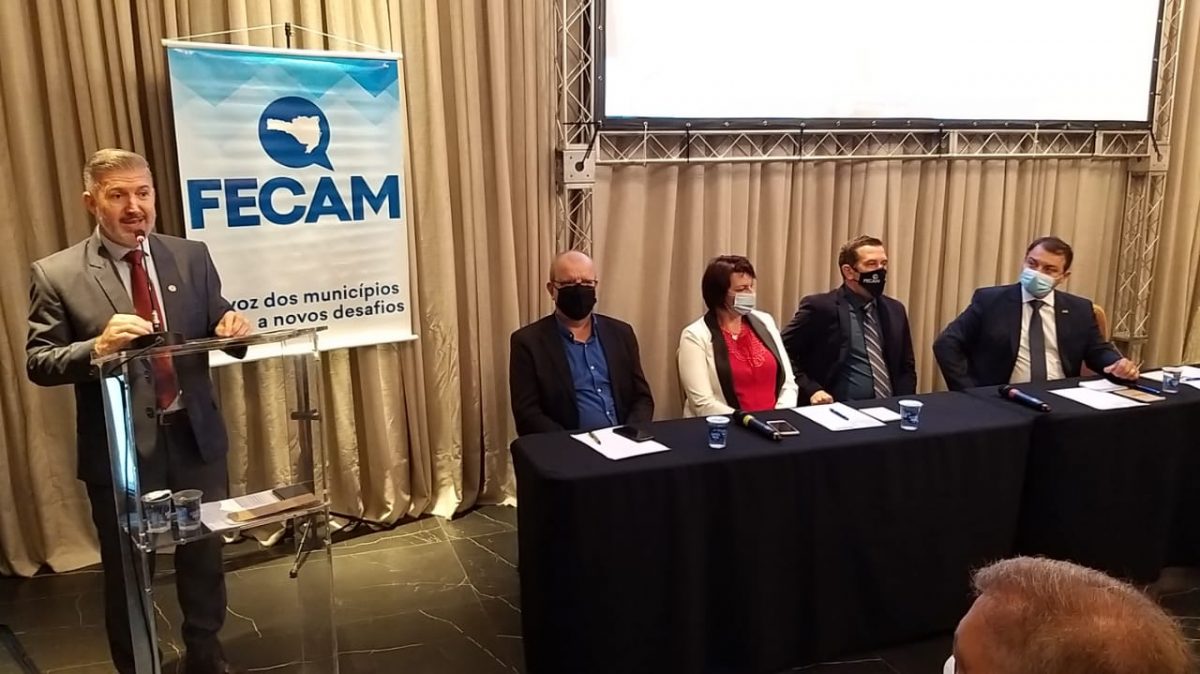 FECAM: Nova diretoria tomou posse na Capital